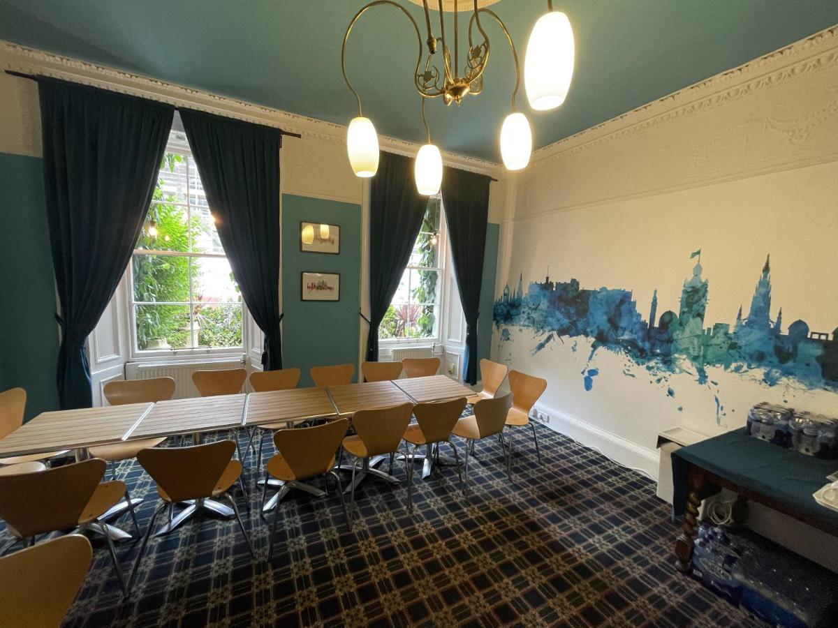 The Kingsview Townhouse - Boutique Hostel Edinburgh Bagian luar foto