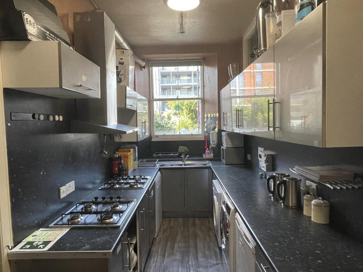 The Kingsview Townhouse - Boutique Hostel Edinburgh Bagian luar foto